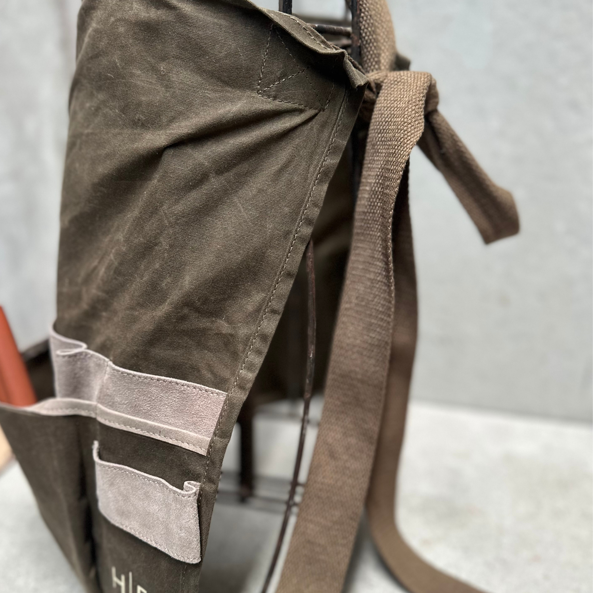 Waxed Canvas 1/2 Apron