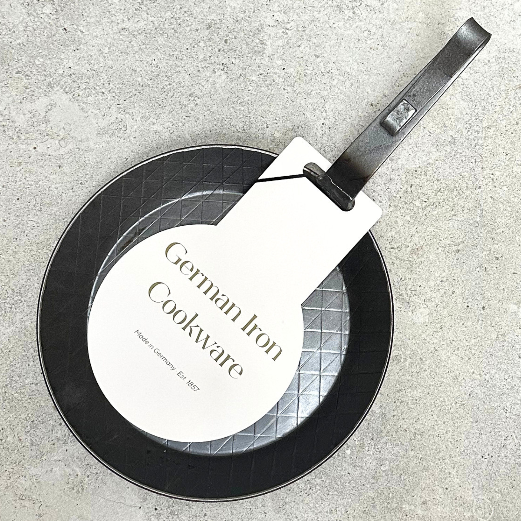 durable forged iron pan kitchen cookware