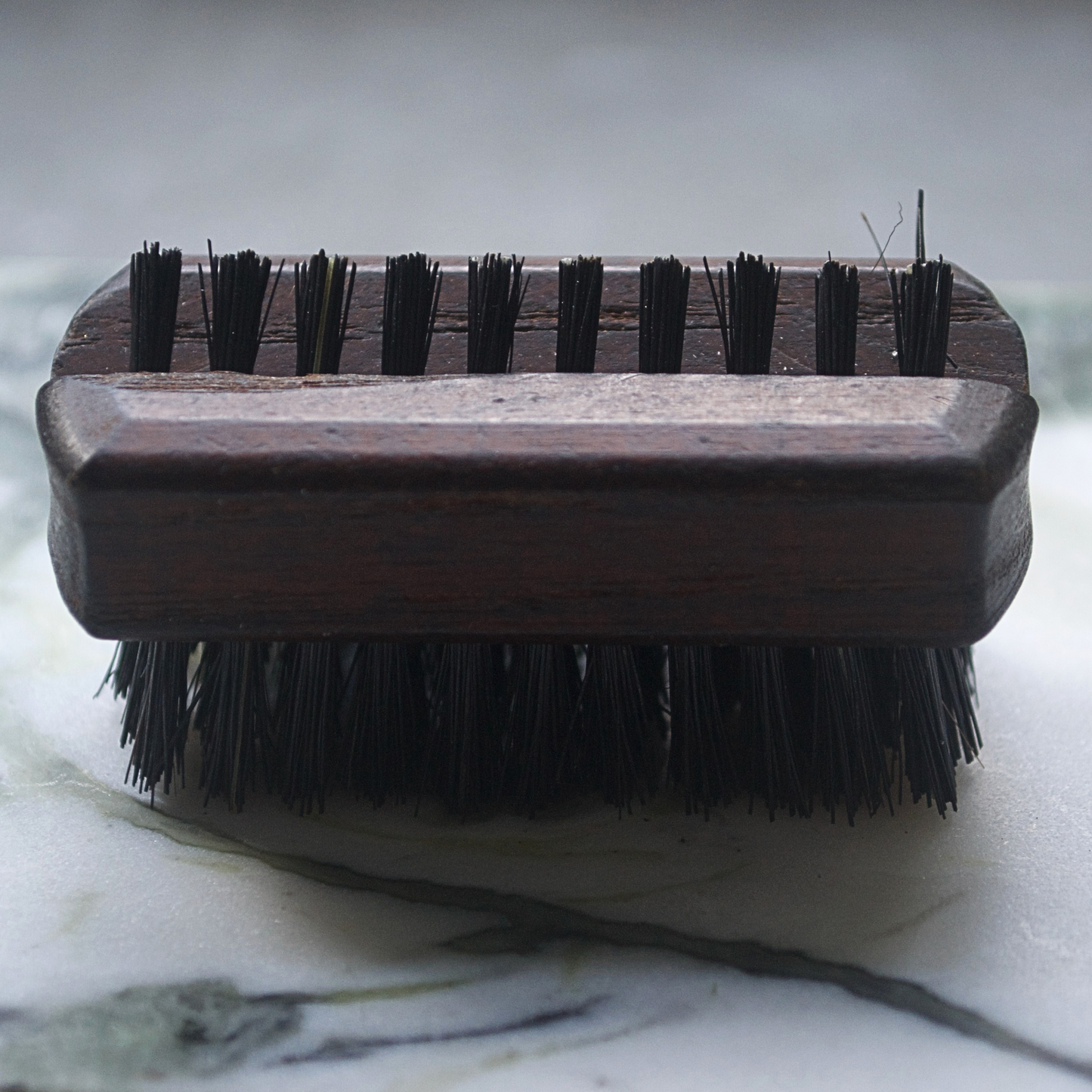 thermowood travel nail brush