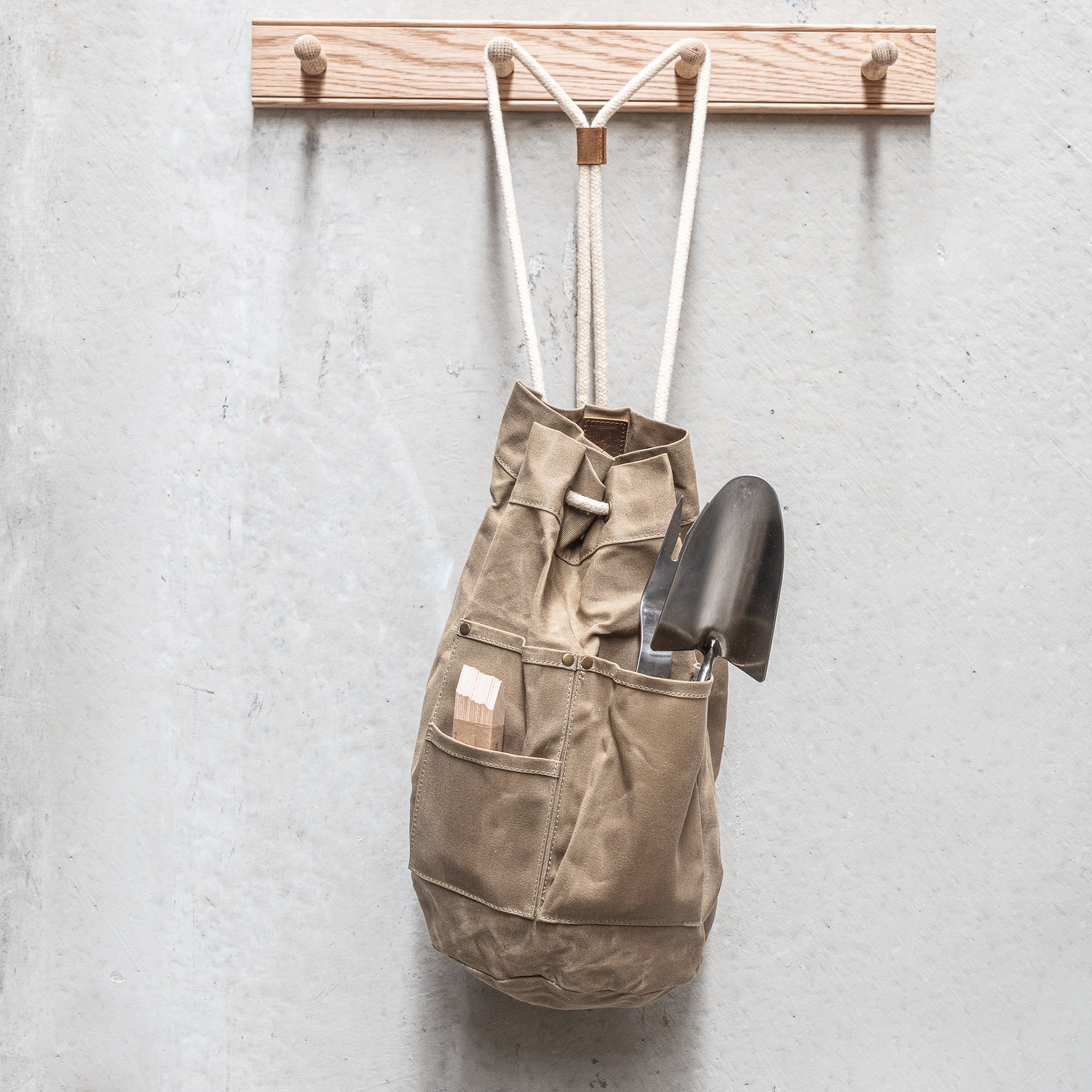 Waxed Canvas Utility Bag - Heaven in Earth