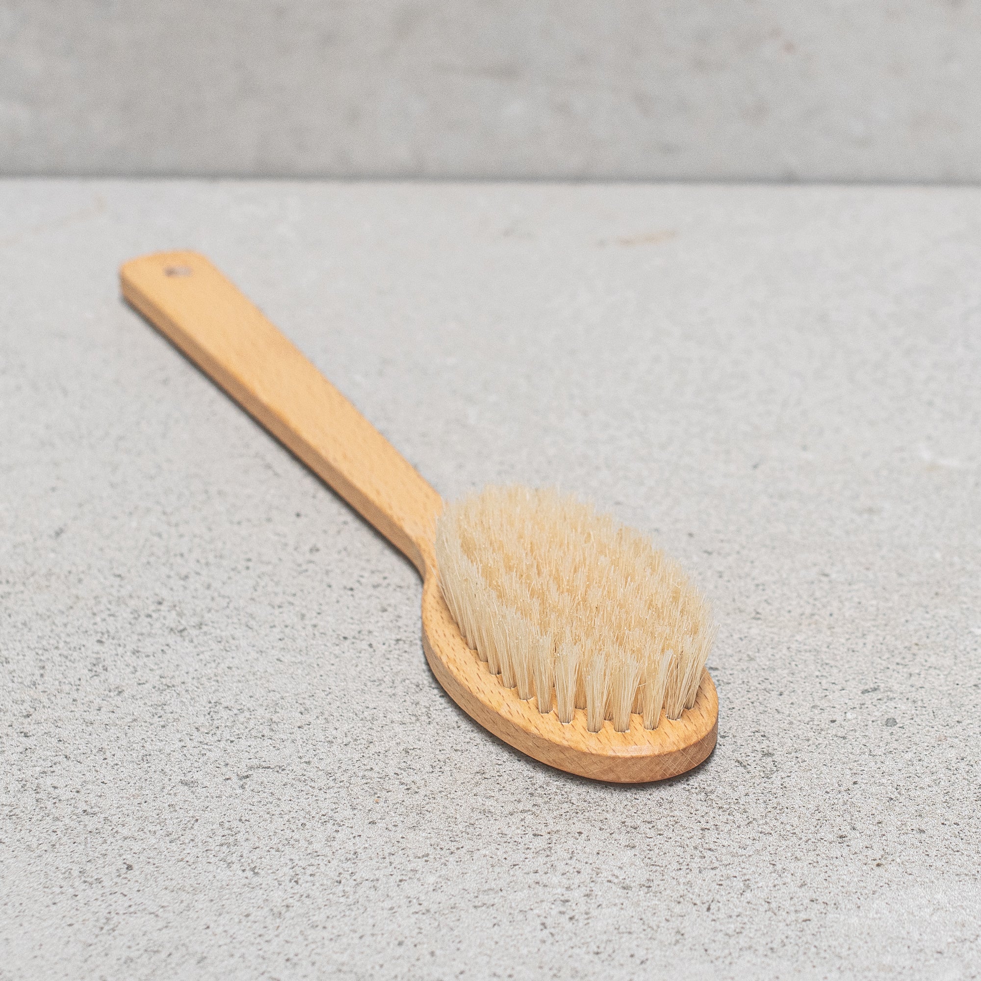 children's wooden eco Kellerbürsten bath brush, crafted from sustainable wood with soft bristles, designed for gentle, soothing washes and safe for sensitive skin