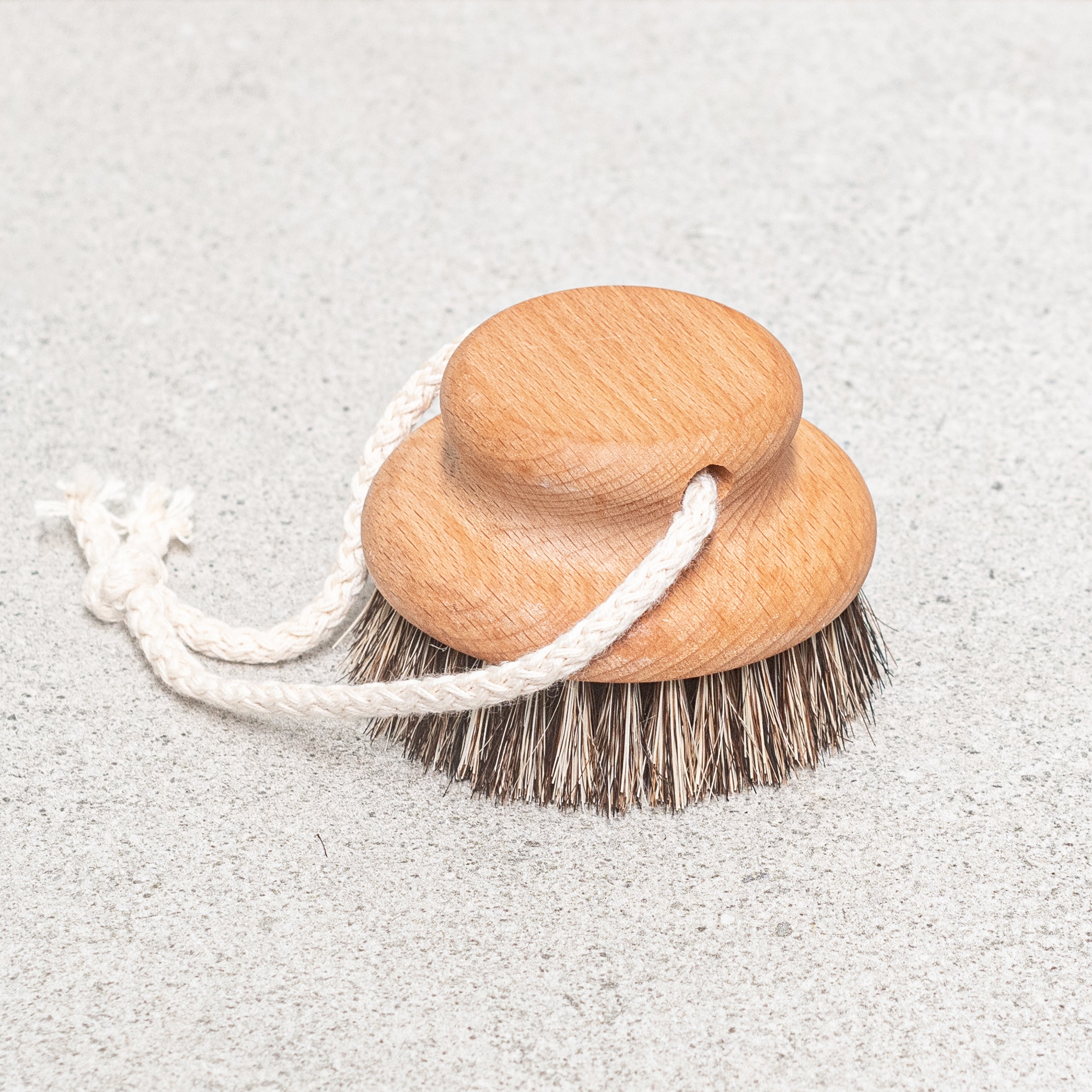 Massage Brush Hanging - Heaven in Earth by kellerbursten Germany