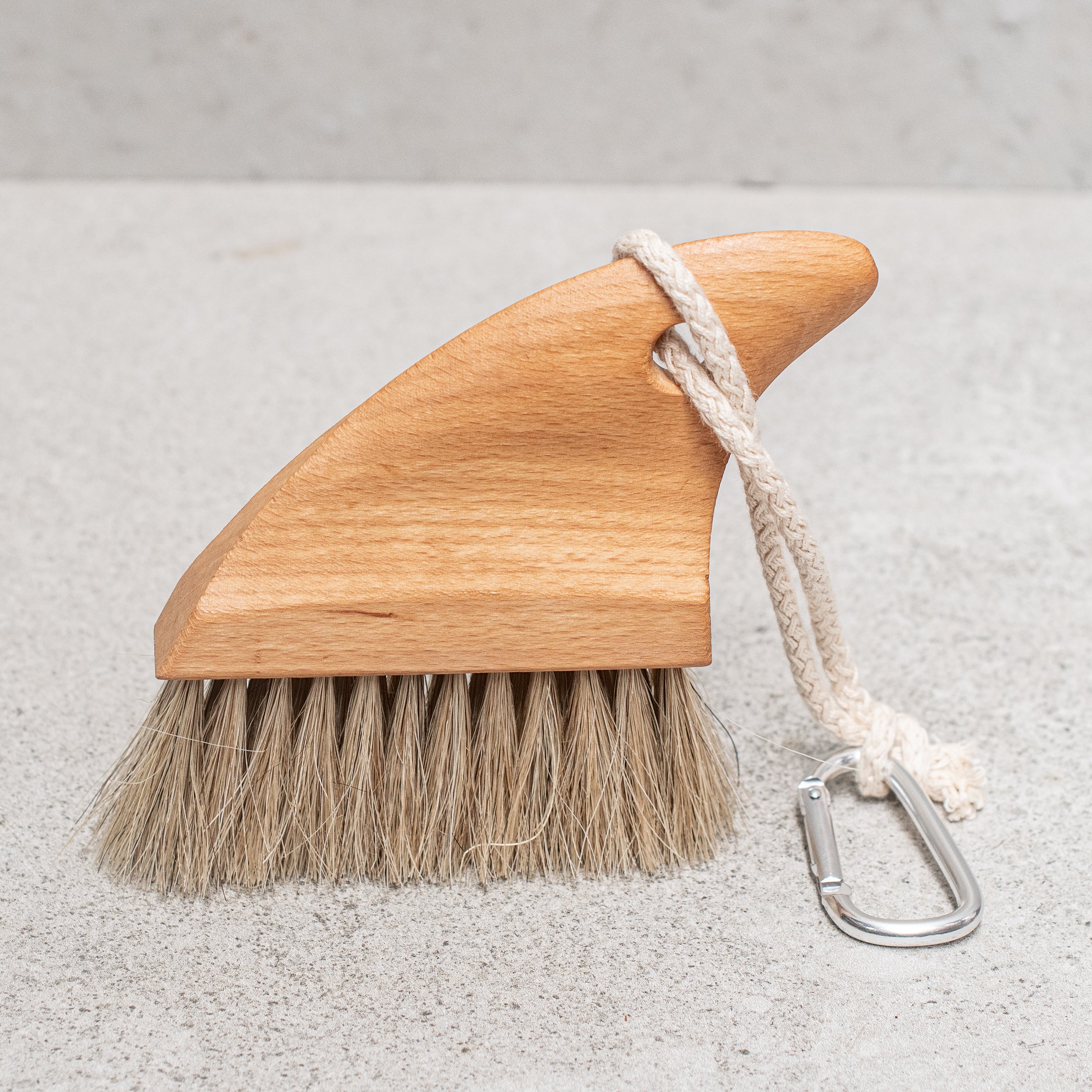 heaven in earth Beach Brush - Sharky by kellerbursten germany