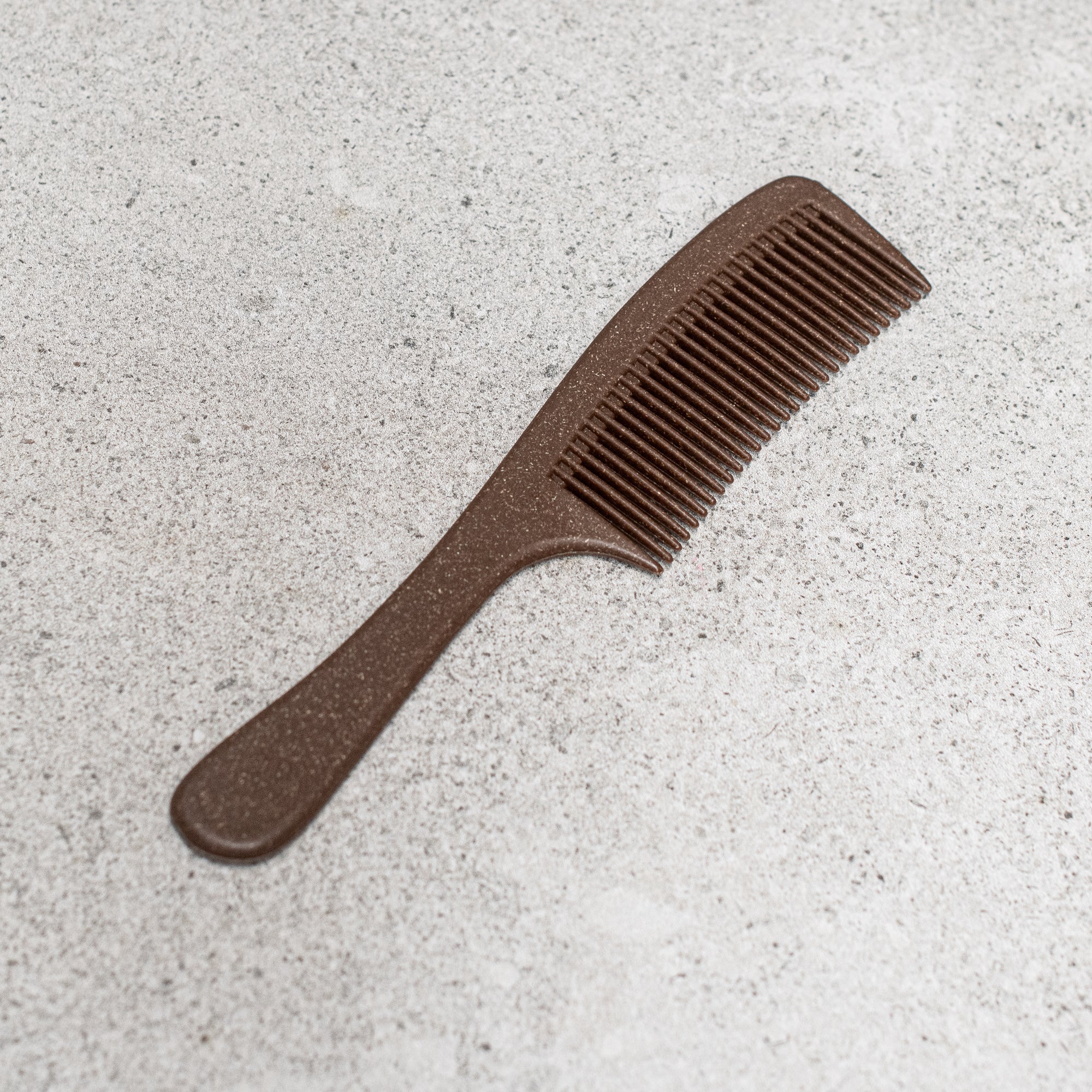 heaven in earth (HIE) Grip eco comb by croll & denecke