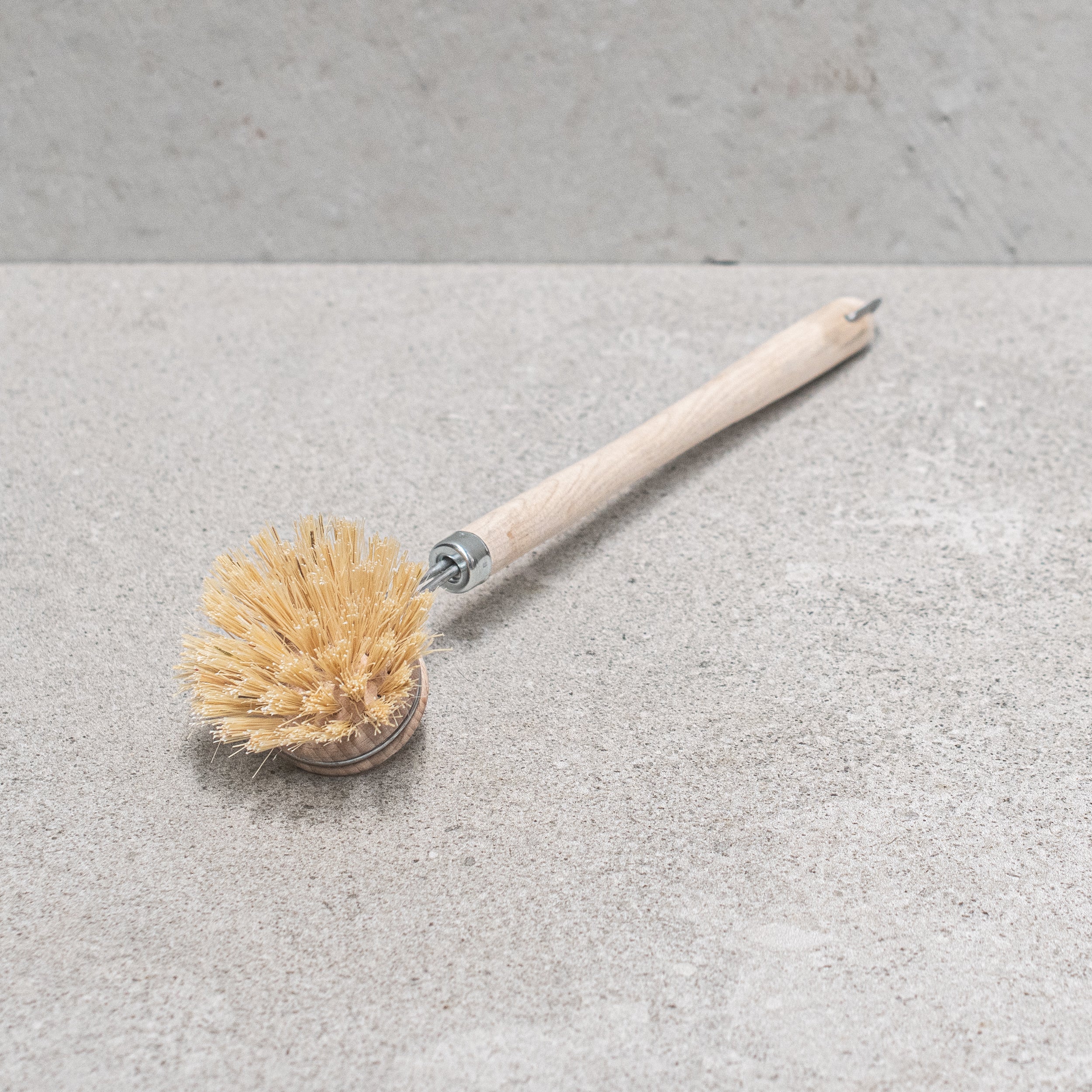Heaven In Earth (HIE) wooden German made dish brush 40mm