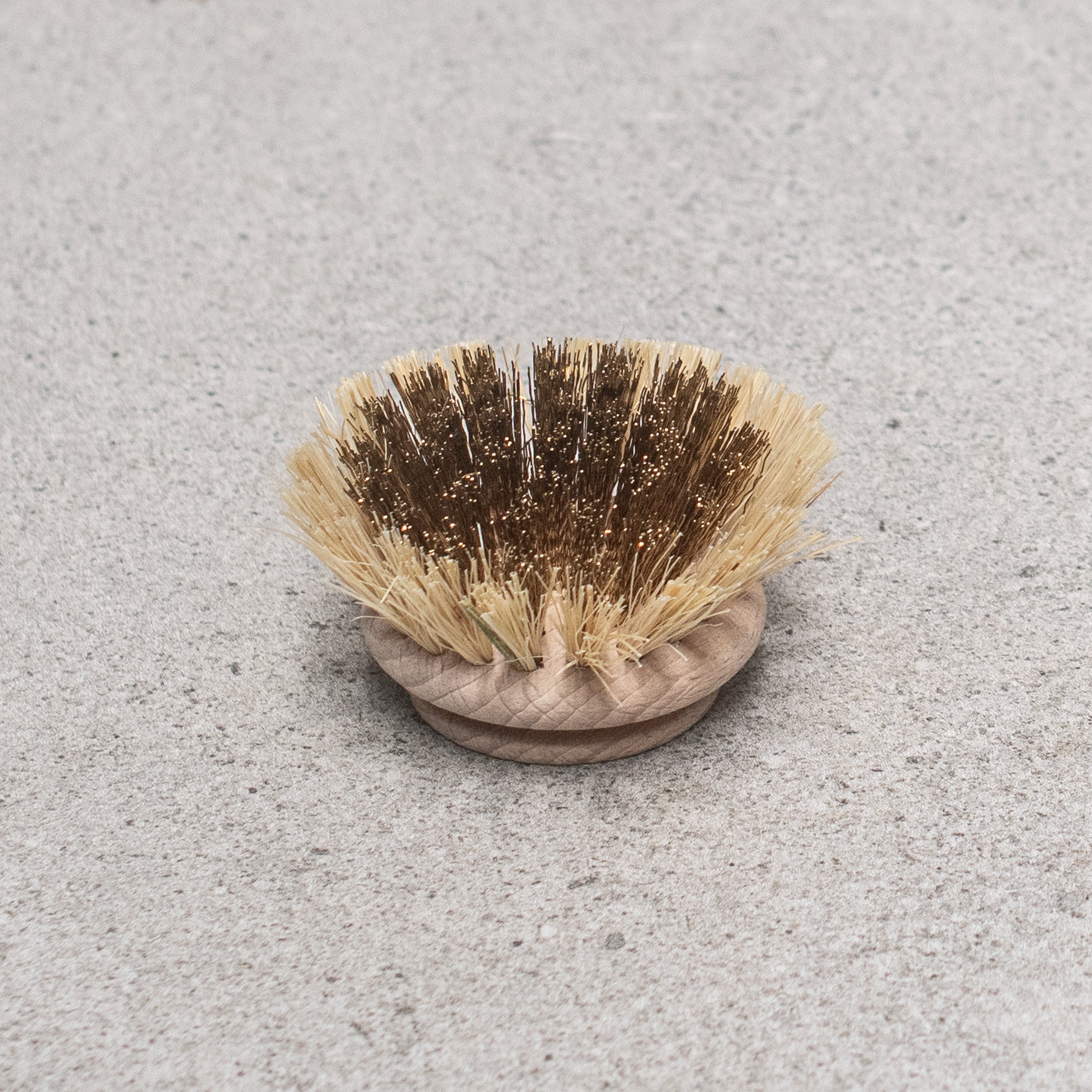 german made brass dish brush replacement head Heaven in earth (HIE)