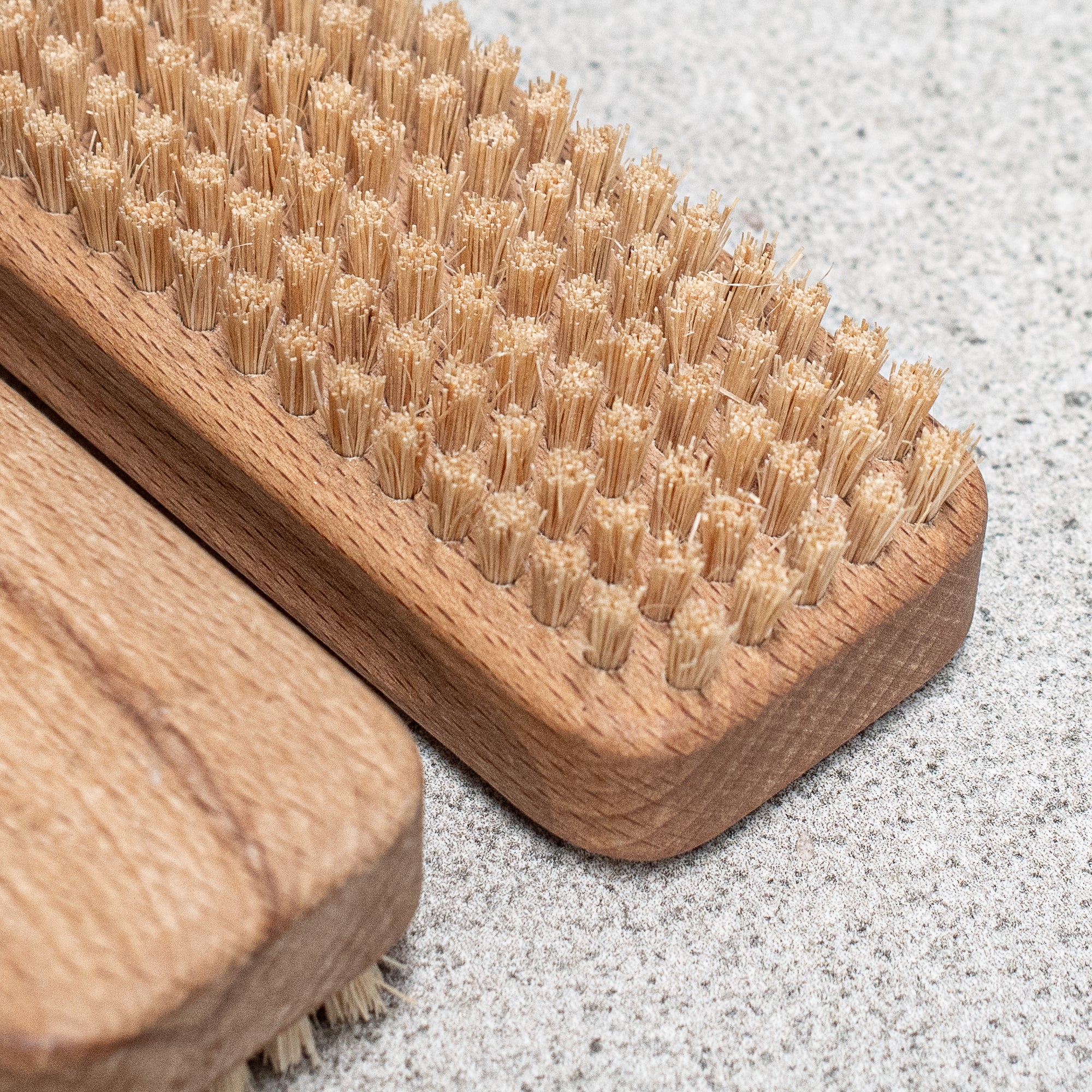 Gardner's or Mechanic's Nail Brush - Heaven in Earth by kellerbursten germany
