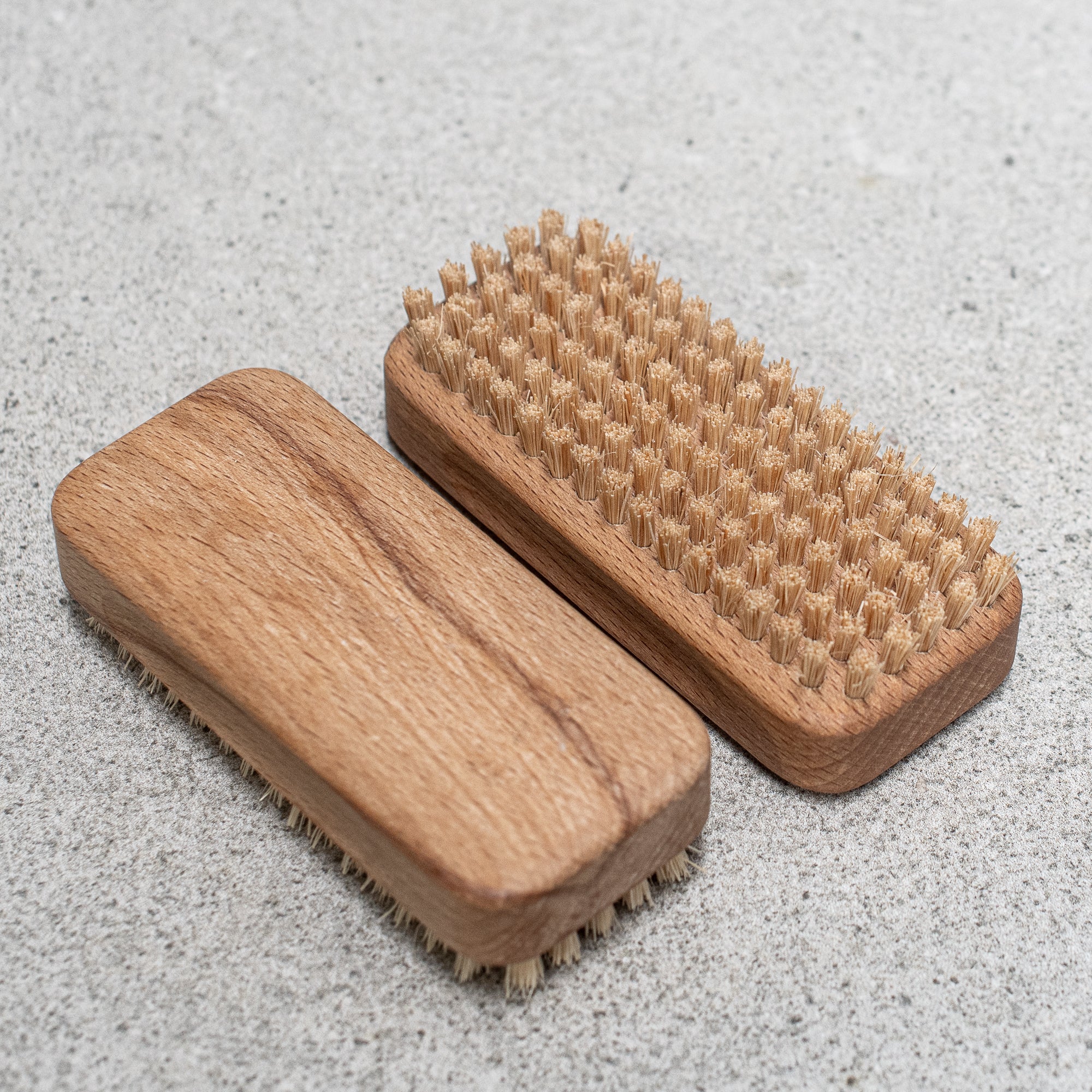 Gardner's or Mechanic's Nail Brush - Heaven in Earth by kellerbursten germany