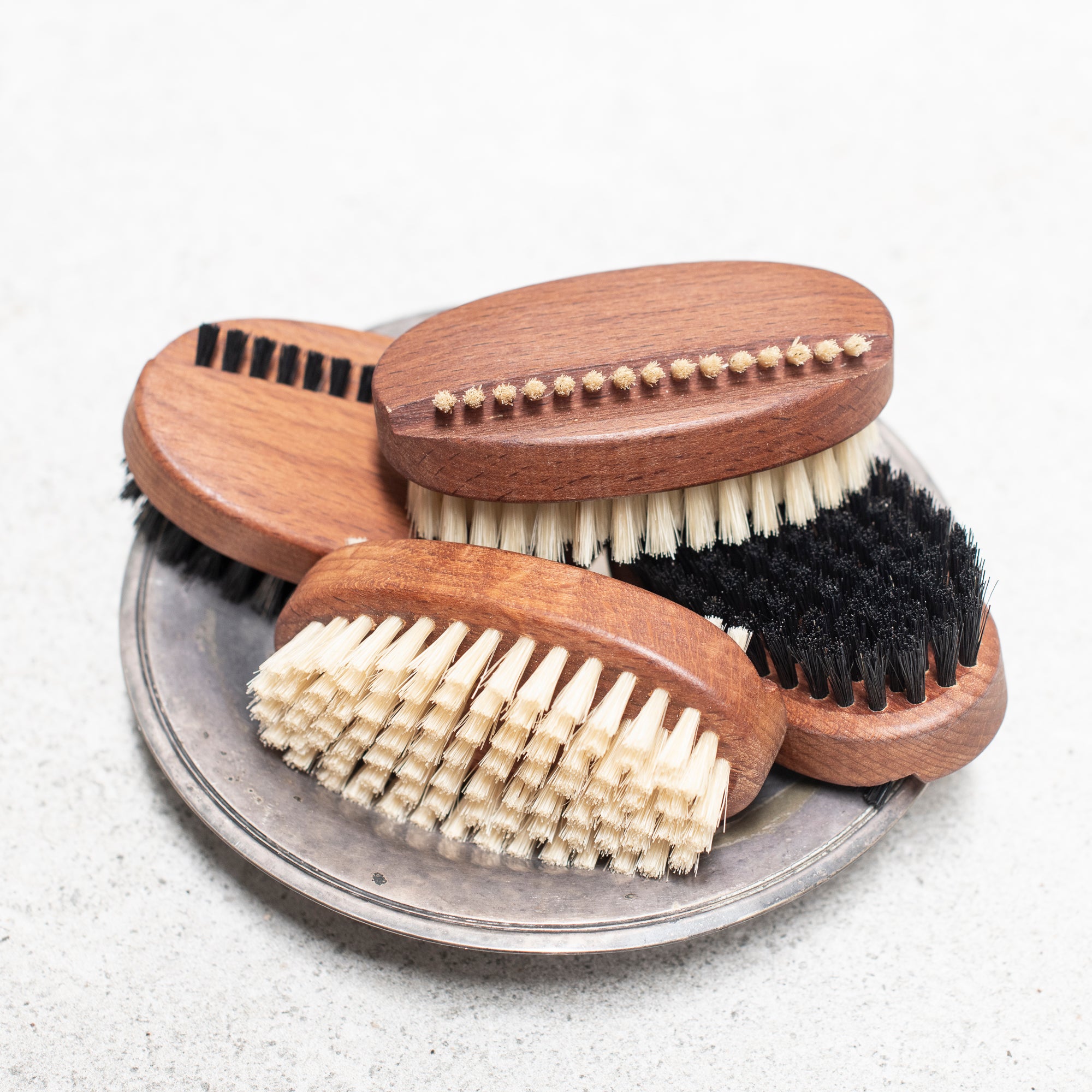 Nail Brush Oval - Thermo beechwood