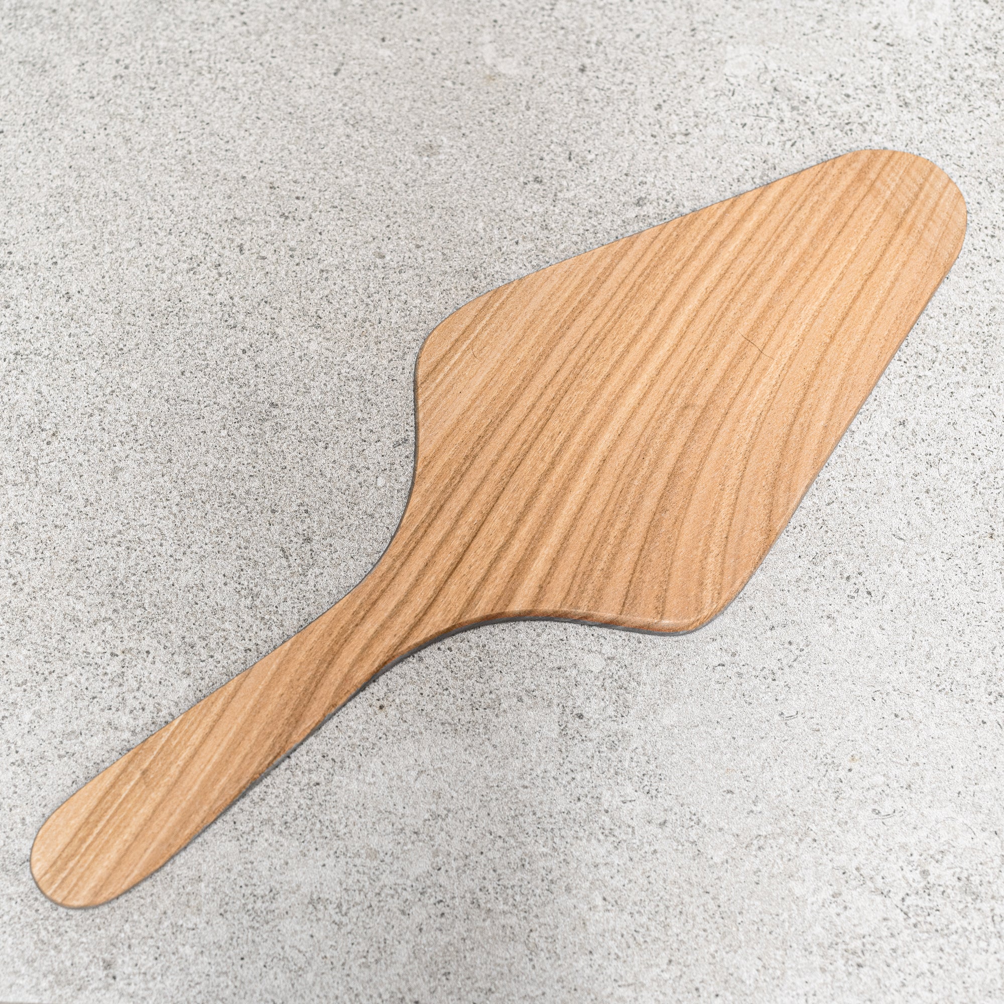 german made wooden Pizza Lifter Cherrywood - Heaven in Earth