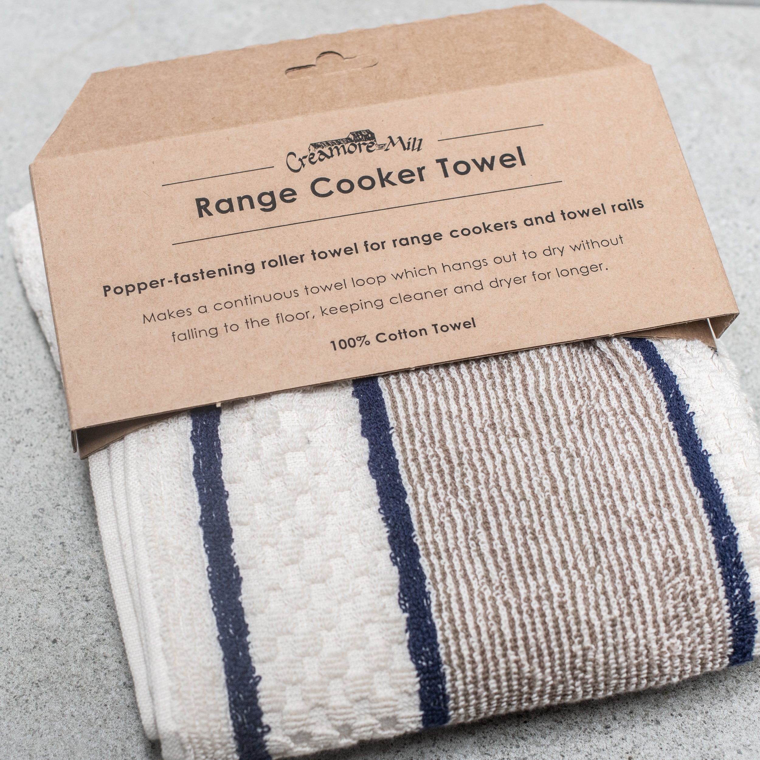Creamore Mill Towel from Heaven in Earth—an elegant and versatile addition to your home. Designed to fit seamlessly on any oven rail, this towel can also be used as a stylish bathroom hand towel, making it a functional accessory for any space.
Featuring a convenient 'popper' strip, the Creamore Mill Towel creates a secure loop that ensures it stays firmly in place. 100% cotton.