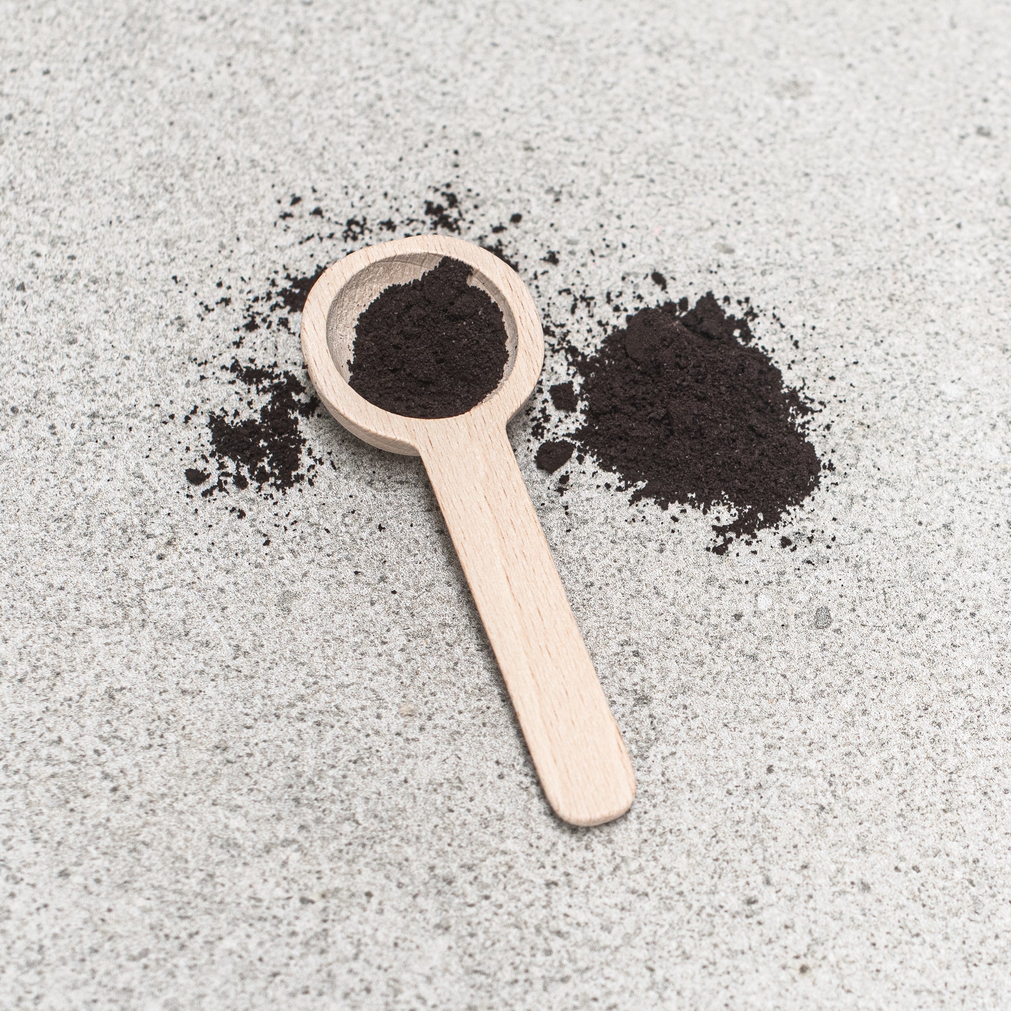 Wooden coffee scoop, made in Germany from eco-friendly materials, designed for precise measuring and a sustainable, stylish addition to your coffee routine