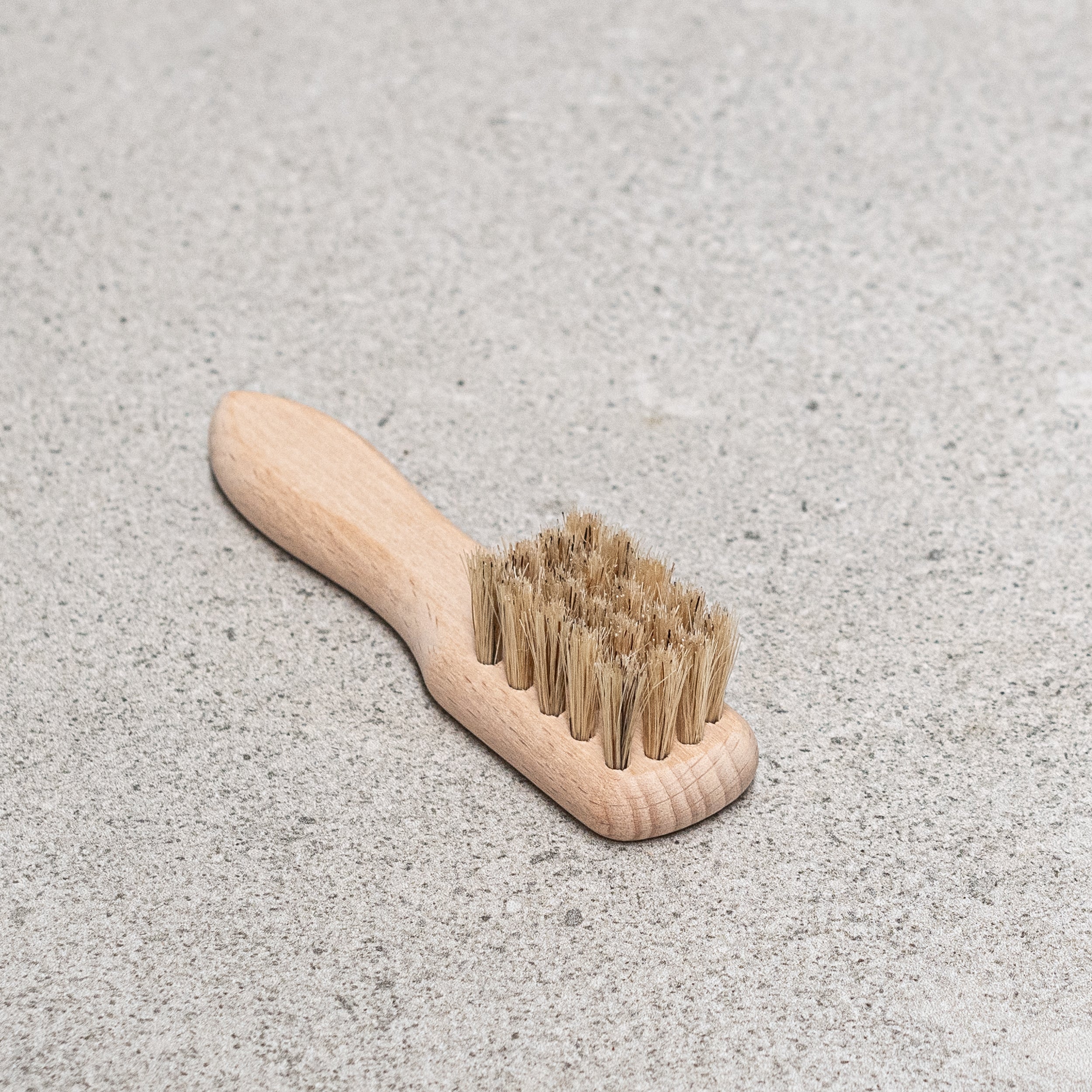 Laundry Stain Brush - Heaven in Earth by kellerbursten germany