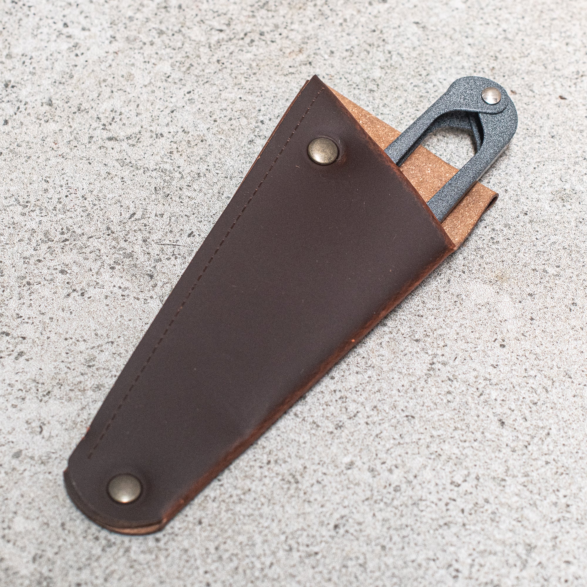 Snips in Leather Pouch - Heaven in Earth by sting in the tail uk