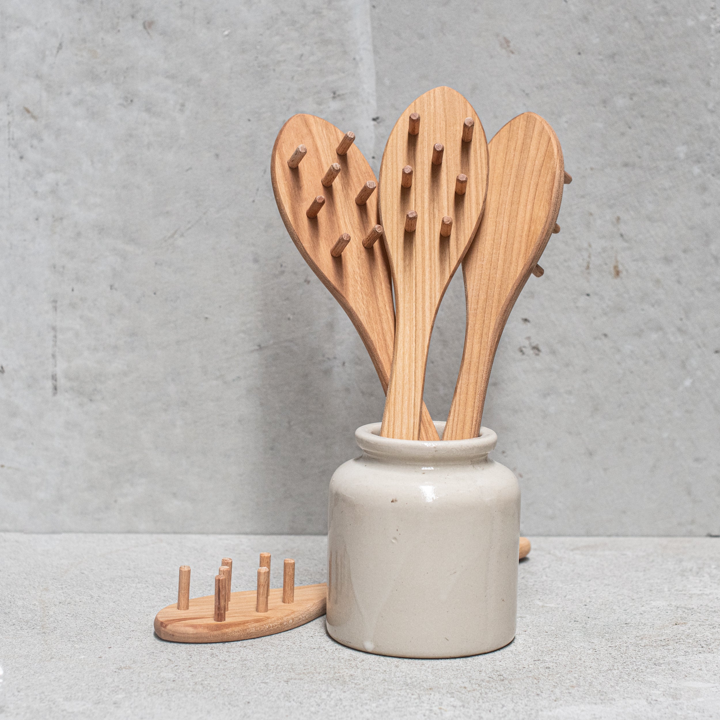 german made cherrywood spaghetti spoon heaven in earth (HIE)