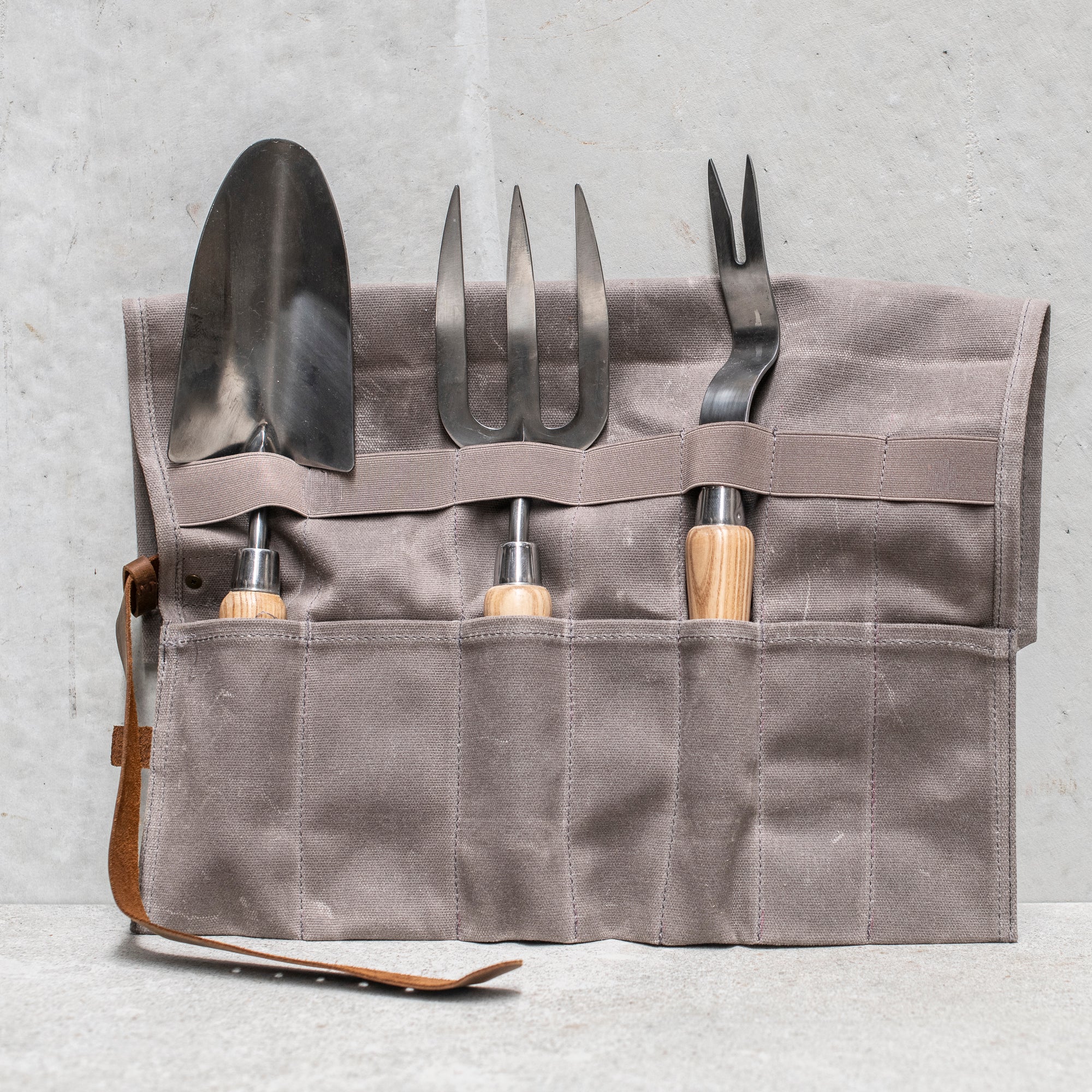 Waxed Canvas Tool Roll - Ash Grey