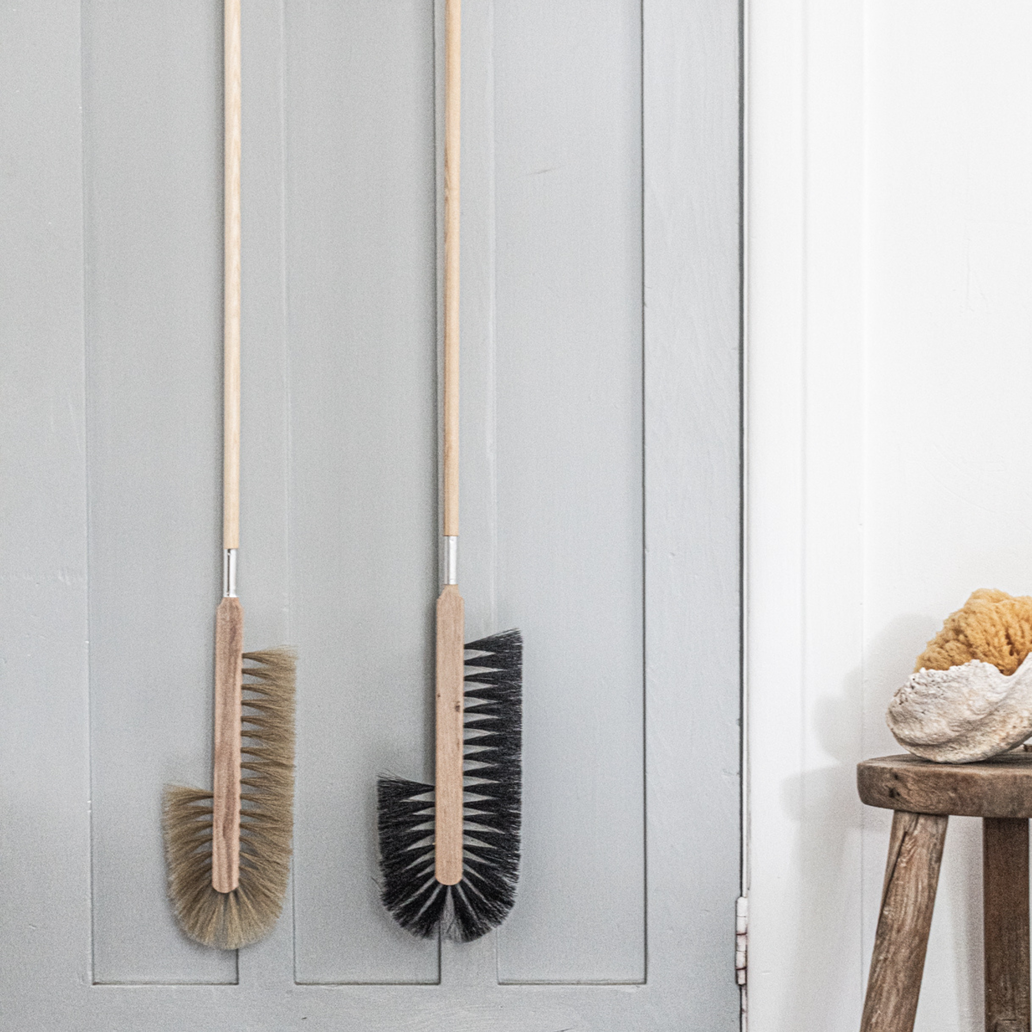 Cornice and Cupboard wooden and fibre Brush - Heaven in Earth by Kellerbursten Germany