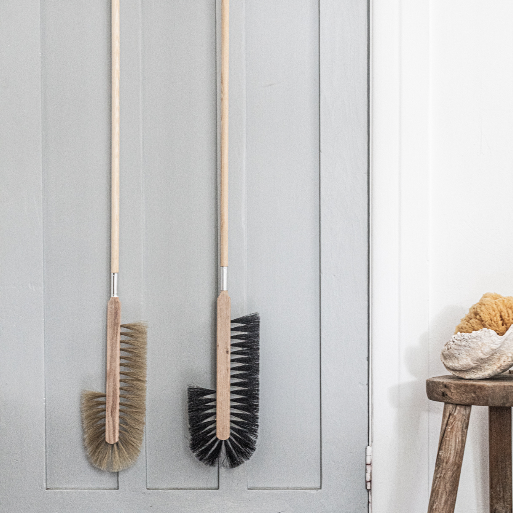 Cornice and Cupboard Brush - Heaven in Earth