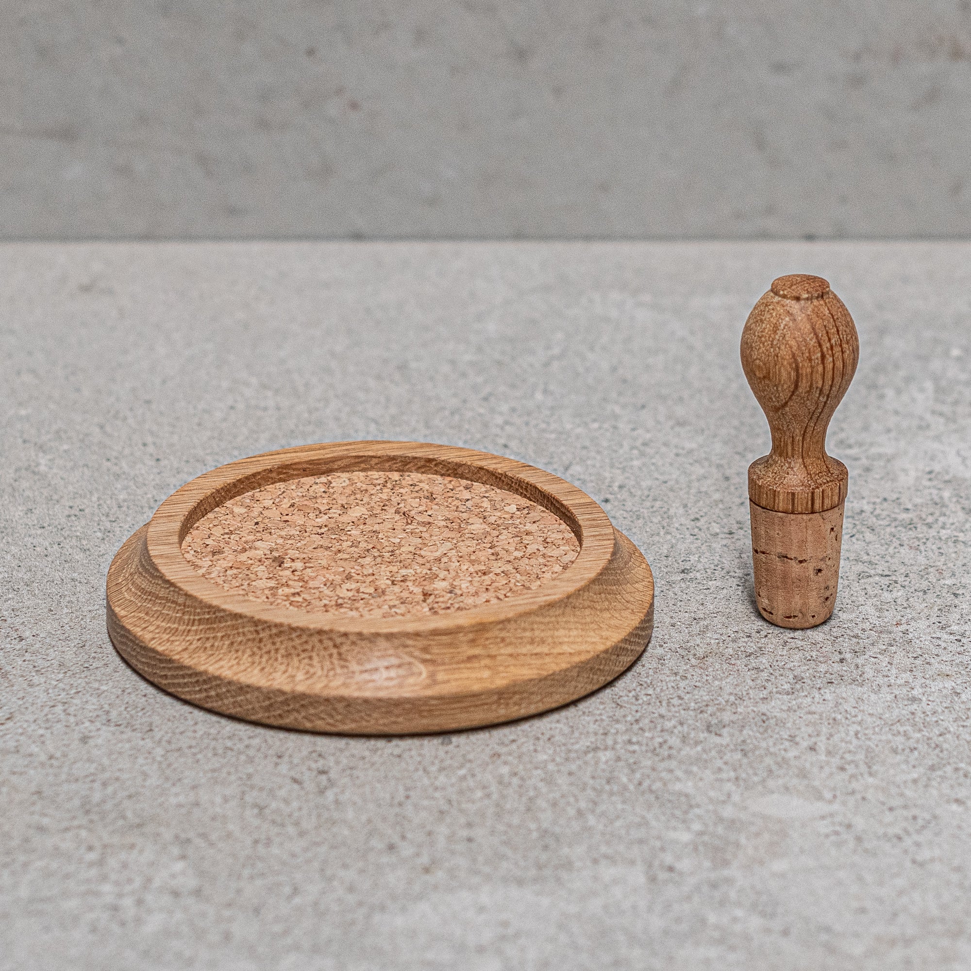 wine bottle coaster & cork set