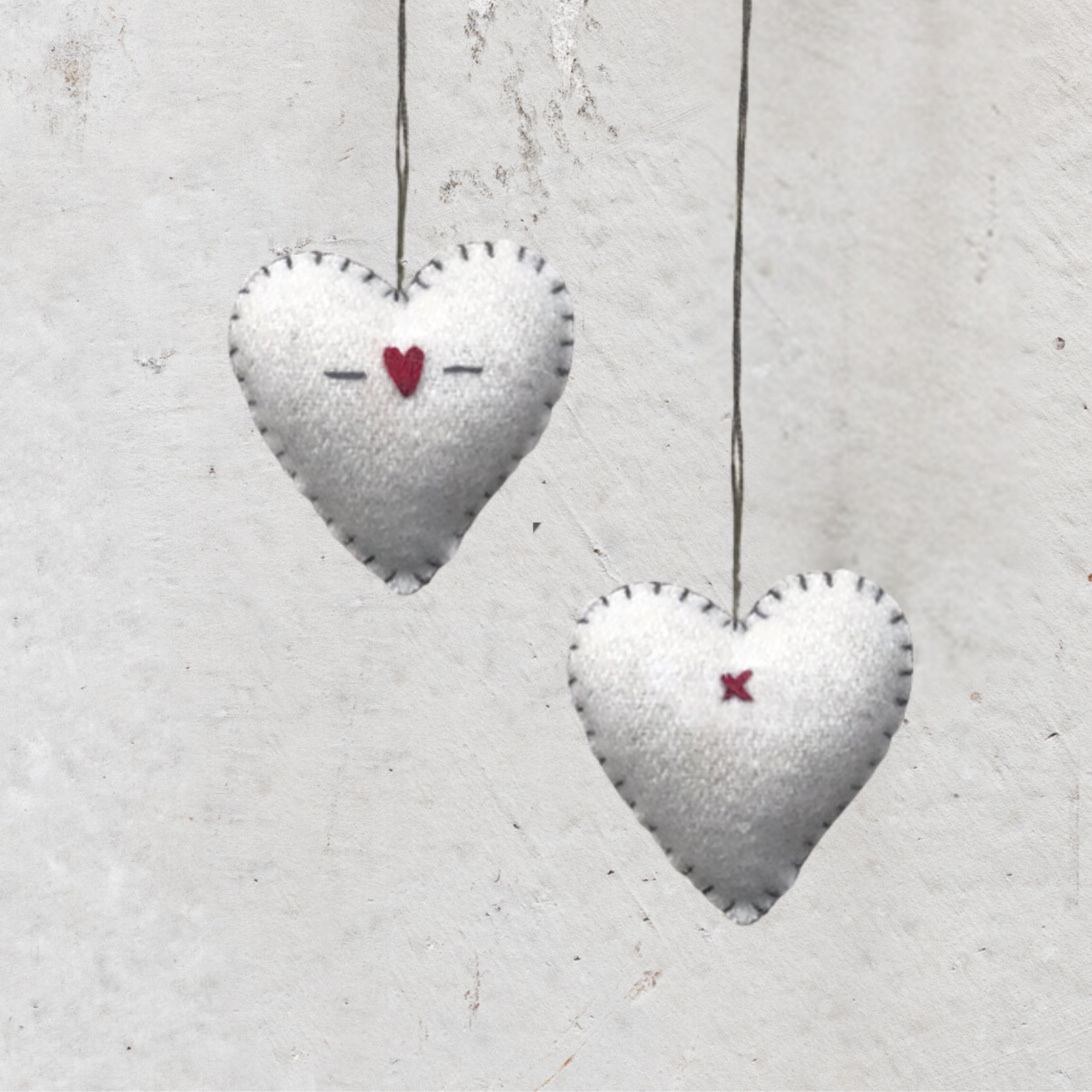 Heaven in Earth (HIE) felt Christmas decorations by East of India, UK, featuring handcrafted, charming designs perfect for adding a cozy, festive touch to your tree or home. Ideal for creating a warm, seasonal atmosphere with eco-friendly materials
