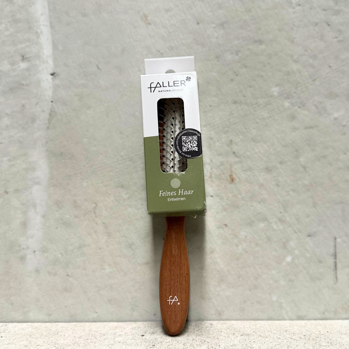 Vegan Detangling Hair Brush with Elongated Steel Pins | Fine Hair