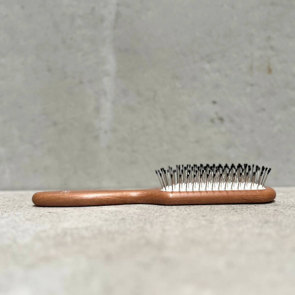 Vegan Detangling Hair Brush with Elongated Steel Pins | Fine Hair