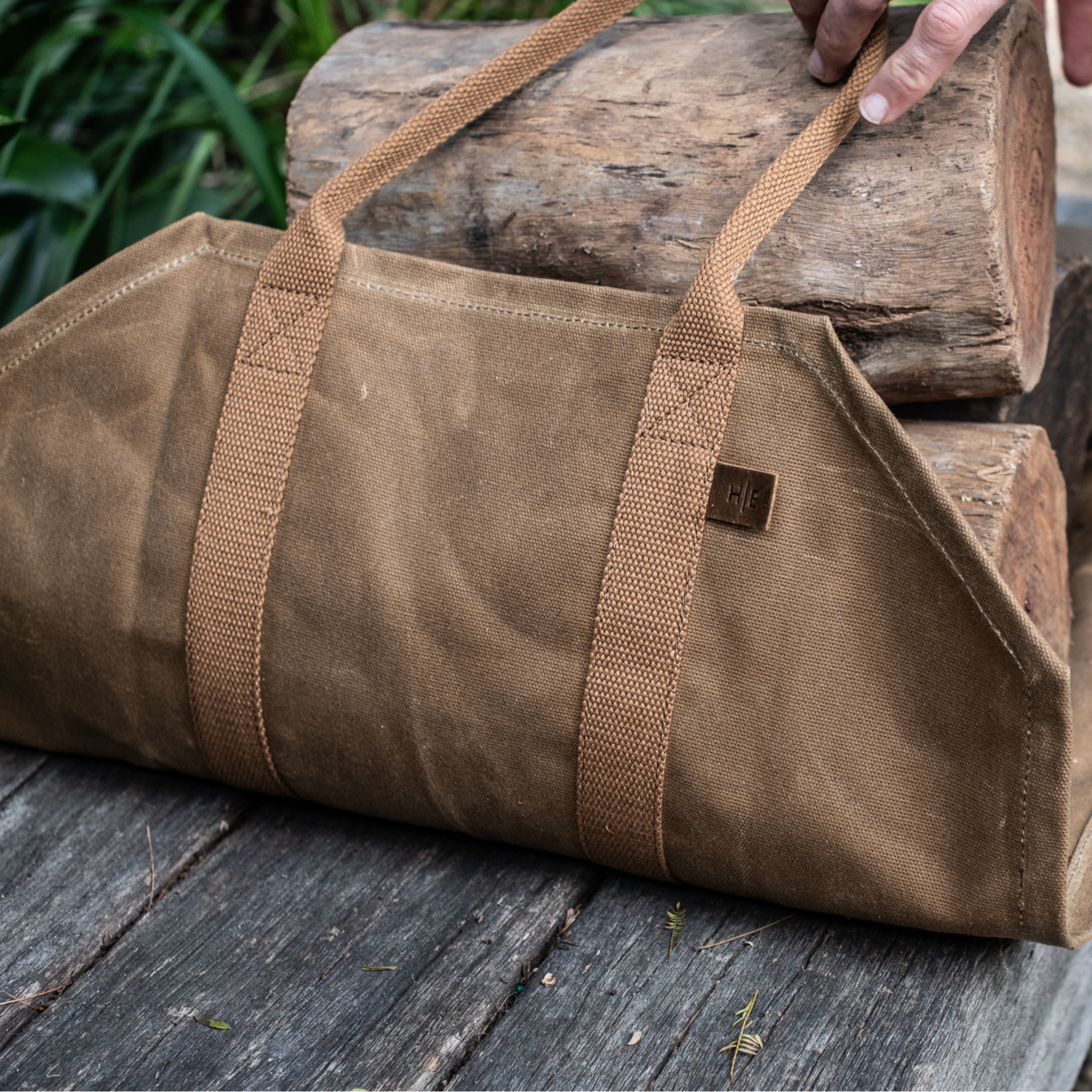 Wax Canvas Log Carrier - Desert Sand
