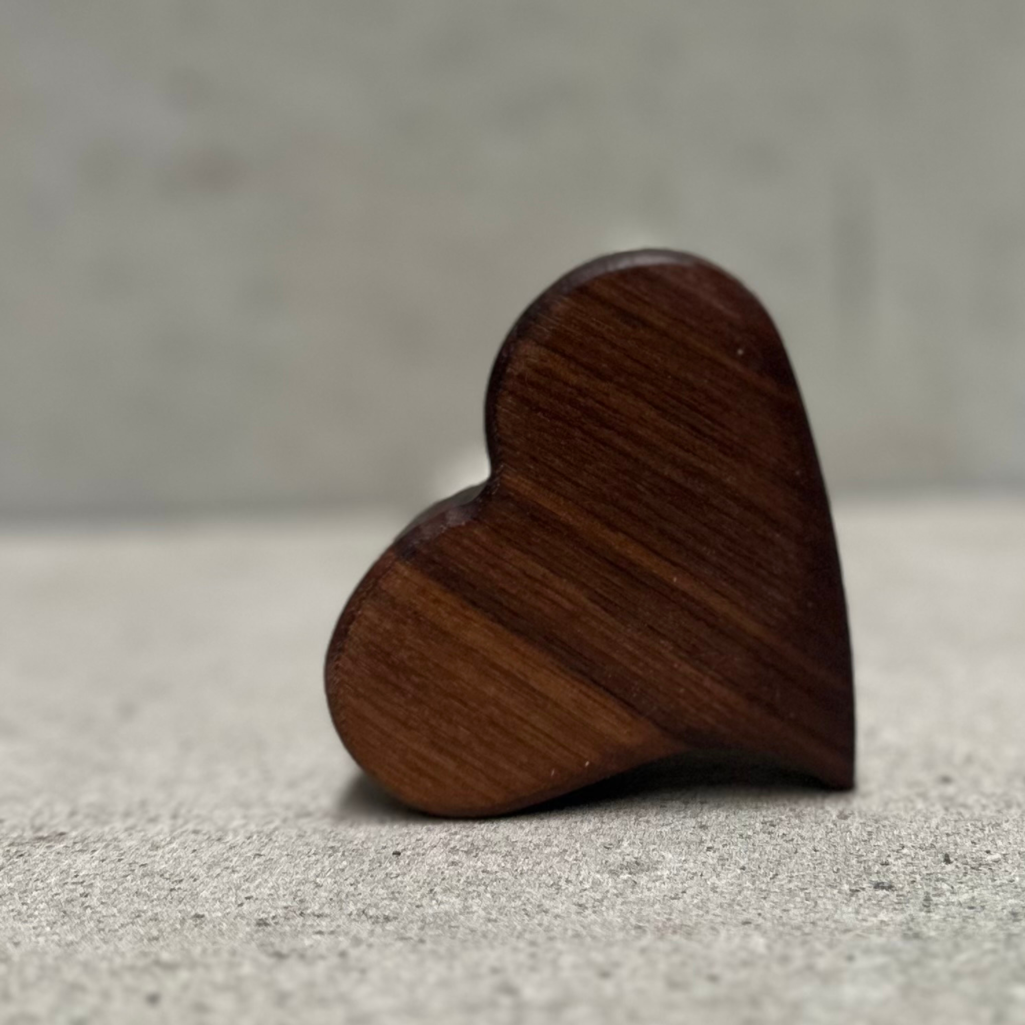 Baby Brush Heart Nutwood
