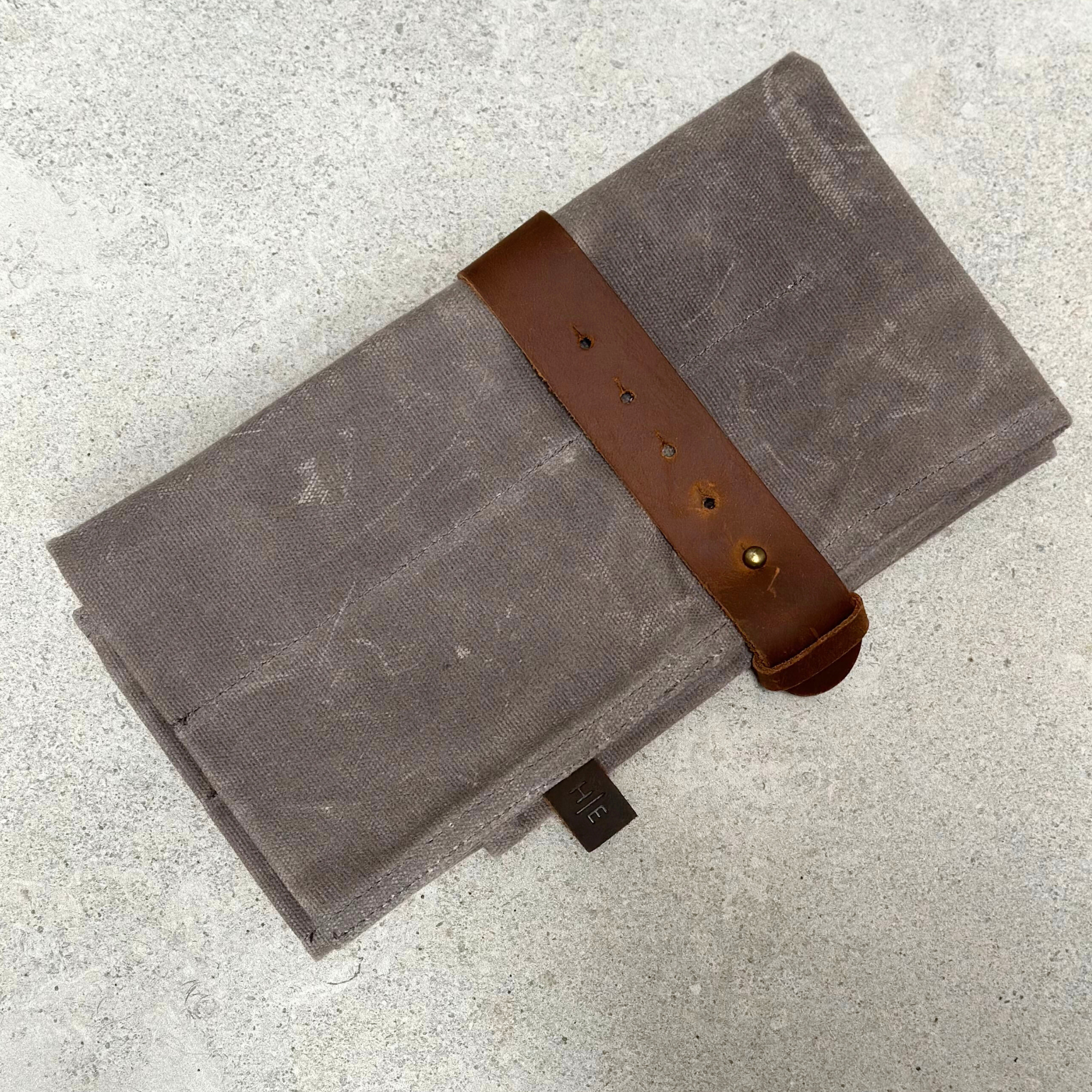 Waxed Canvas Utility Roll - Ash Grey
