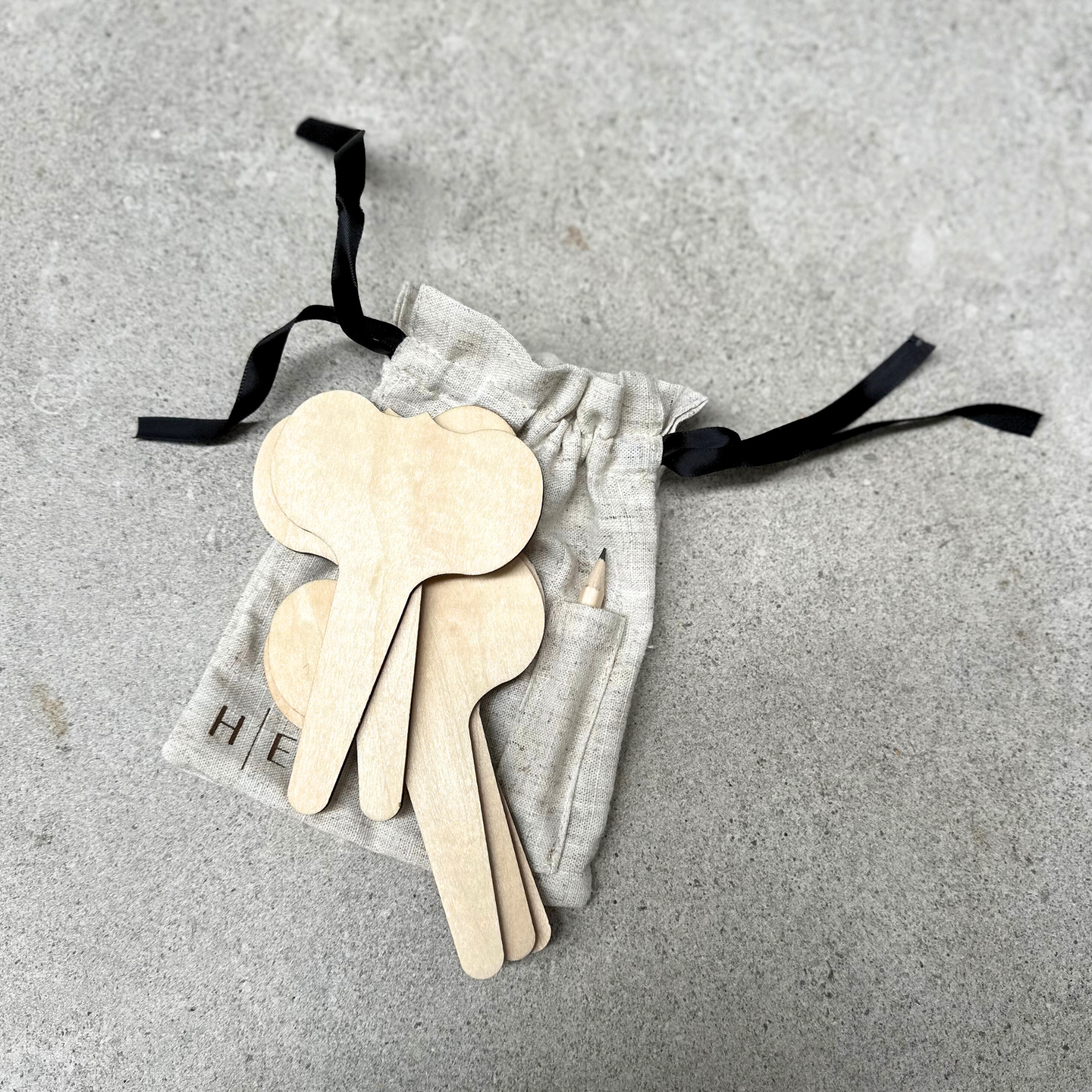 HIE wooden plant labels