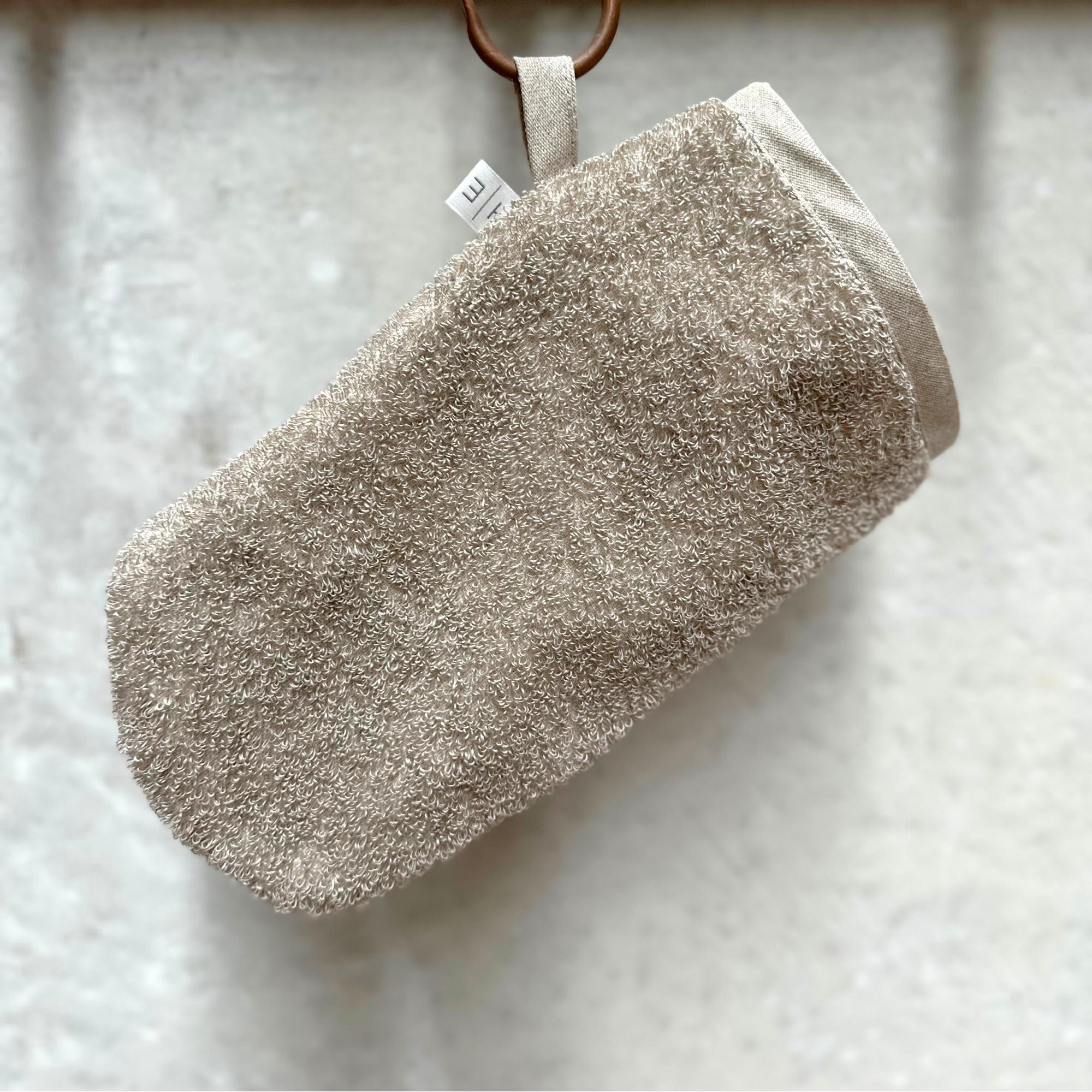 Linen Exfoliating Glove