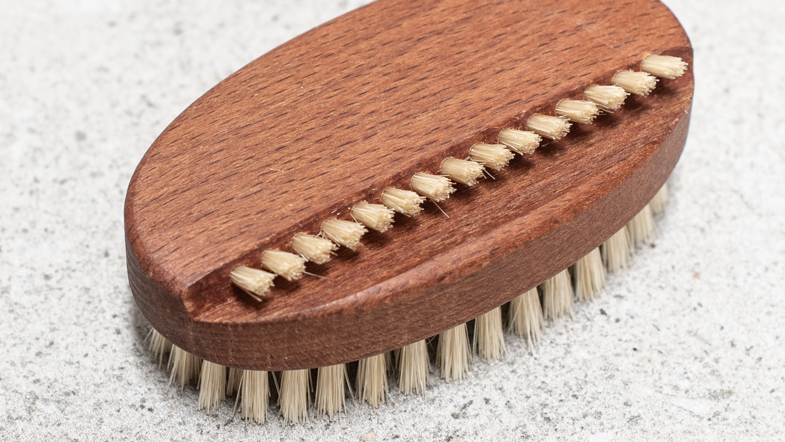 Keller Bursten natural wood nail brush and fibres, made in Germany