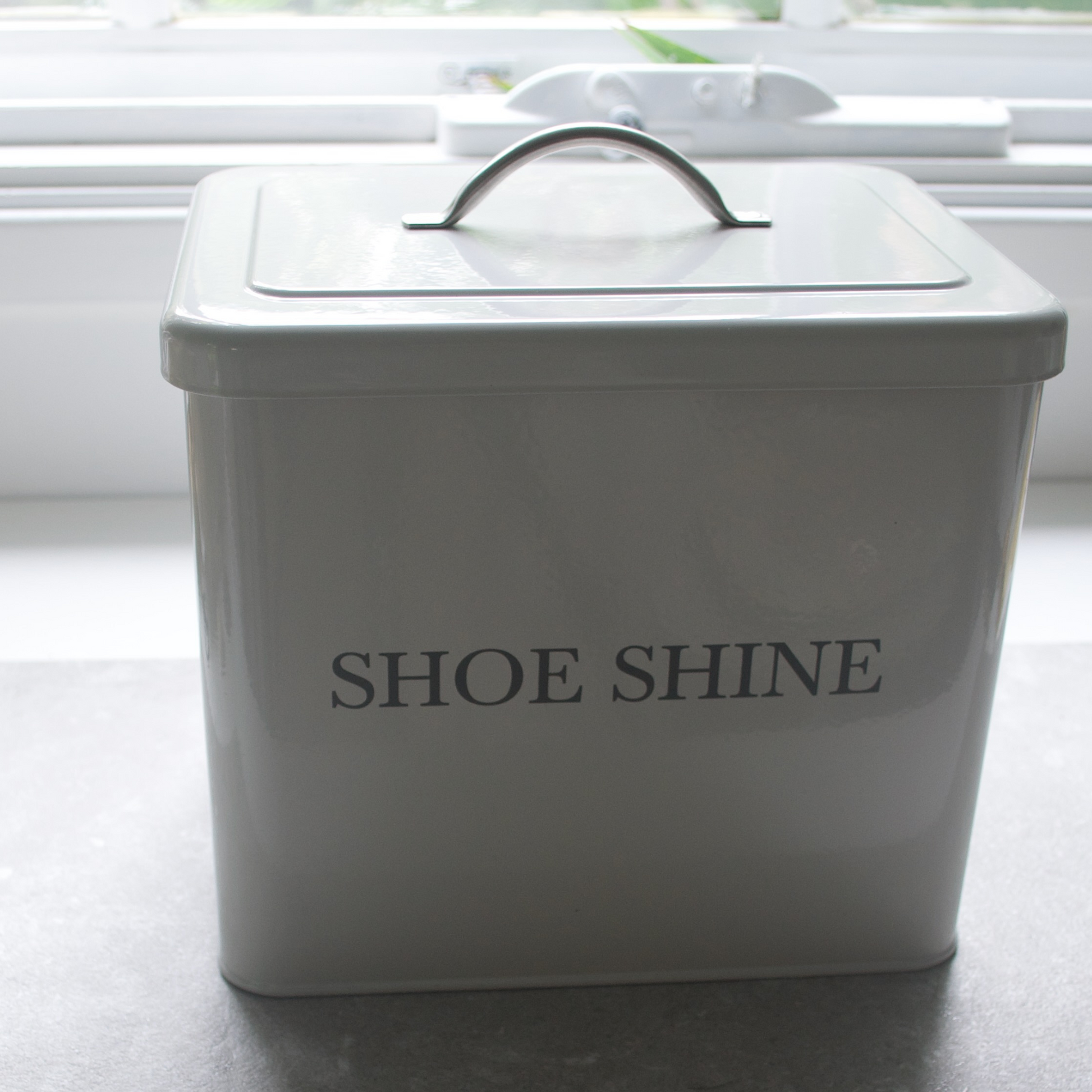 Shoe shine Box - Heaven in Earth