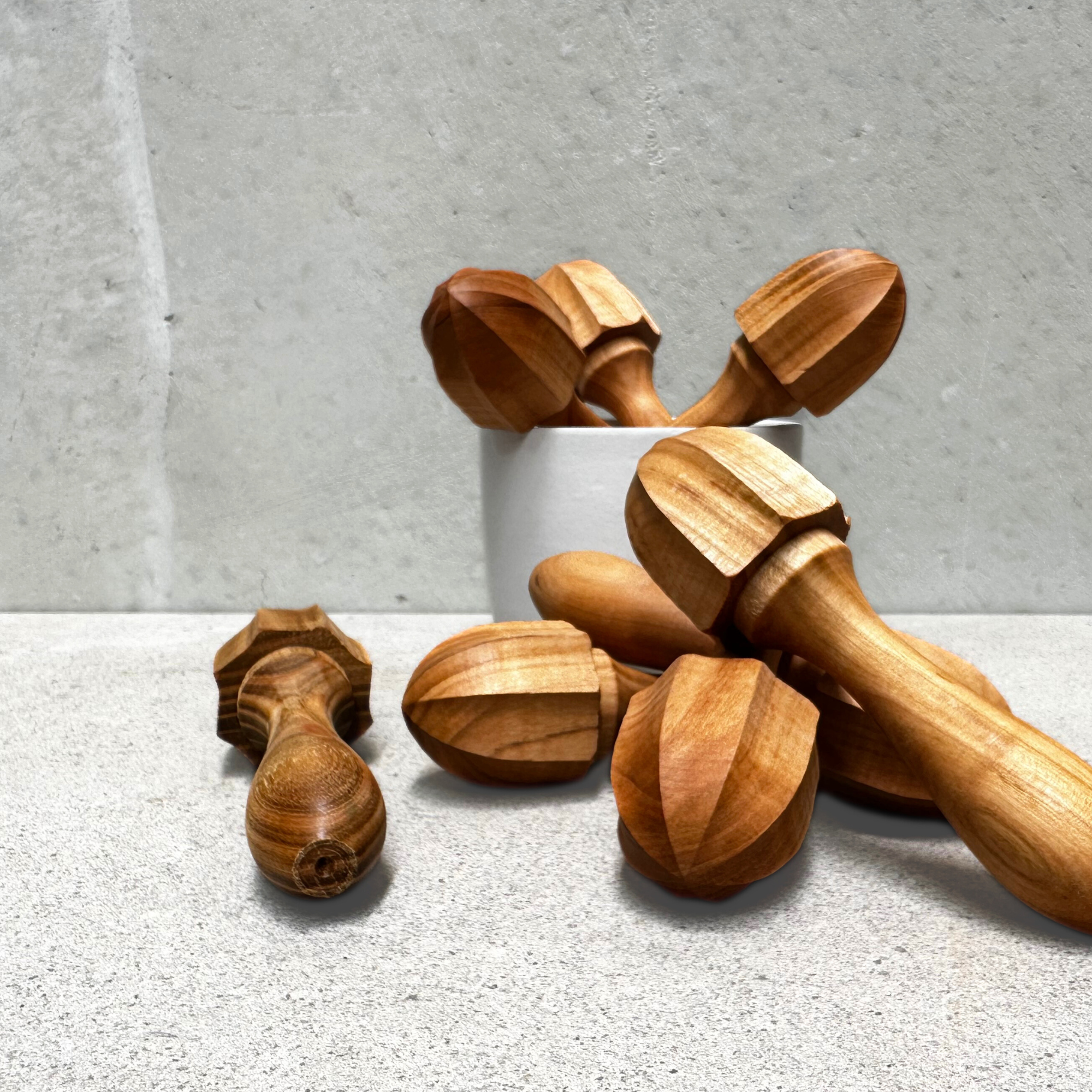 Cherrywood's golden browns and deep reds enhance the stunning design of this reamer. Whether squeezing directly onto your food or into a dish, this tool provides comfortable, efficient juicing. Hand wash.