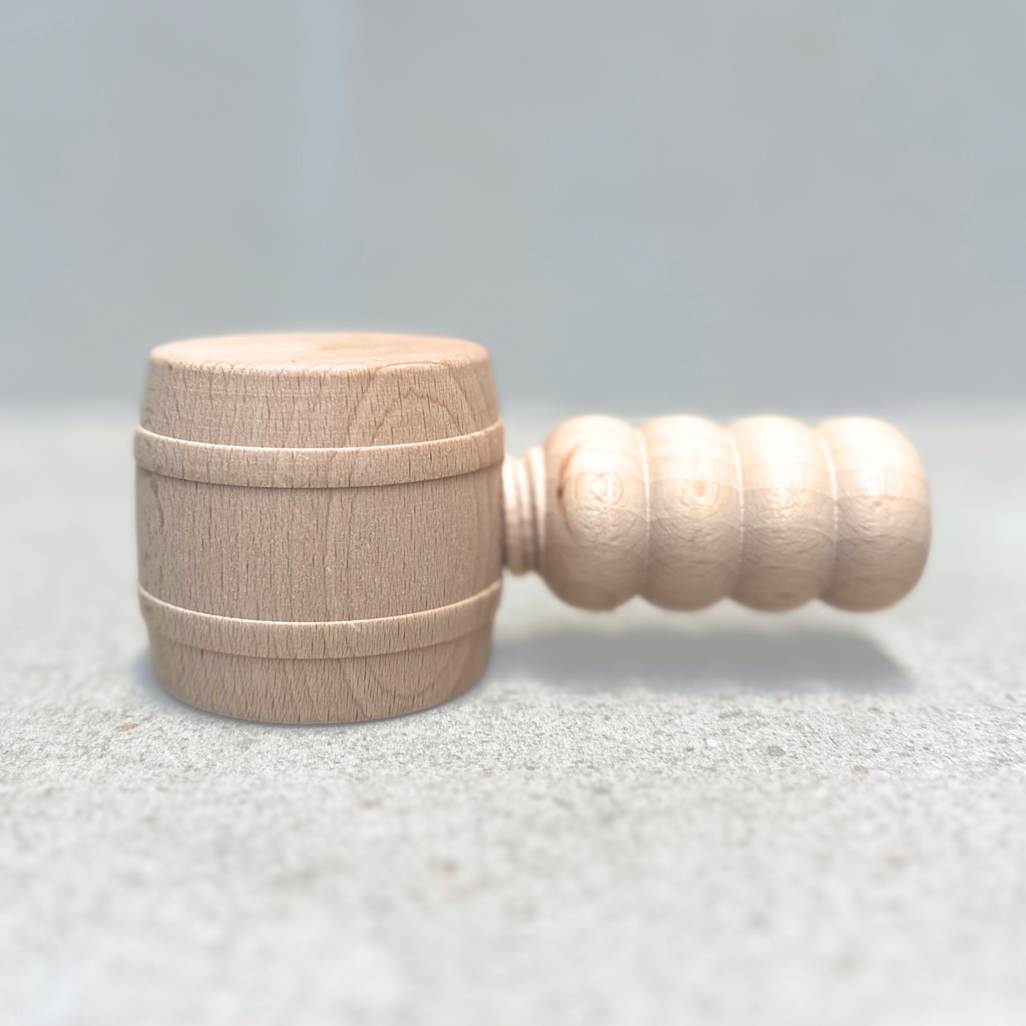 nut cracker handheld kitchen tool